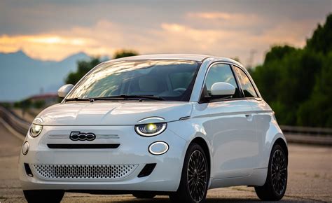 2026 Fiat 500 Hybrid: FireFly Engine, Manual Gearbox, $20,000 Price ...