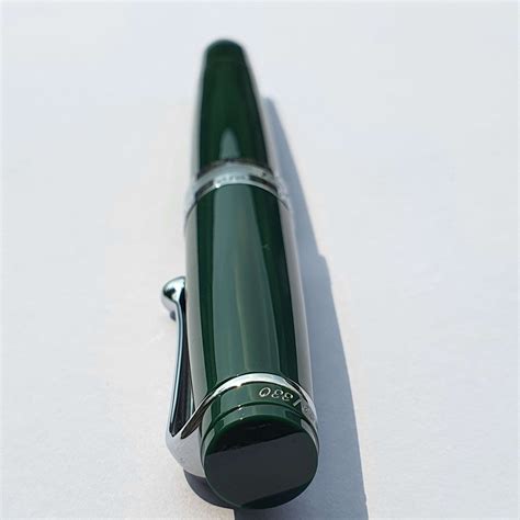 Aurora Optima Flex Green Fountain Pen 997-VE (Limited Edition)