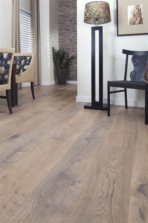 Discover The Timeless Beauty Of Farmhouse Hardwood Flooring - Flooring ...