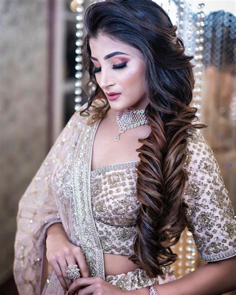 Simple Hair Designs That Makes Your Face Look Slimmer For The Camera