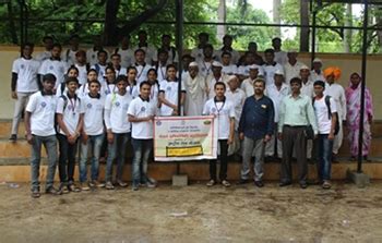 Objective: To help the warkaris and spread the non-plastic awareness.