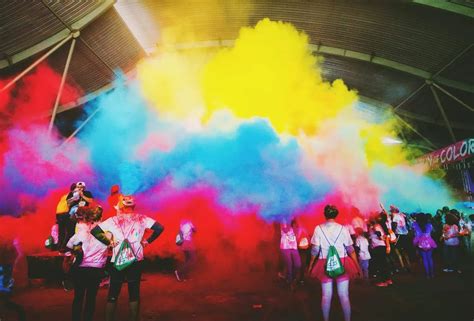 Holi Getaways: Best Weekend Trips to Enjoy the Festival of Colors