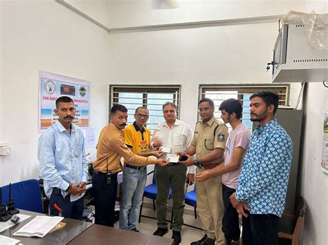 A ham radio station was commissioned at the Porbandar Superintendent of ...