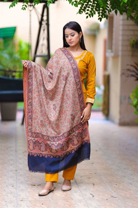 DR Paisley Palla Stole – The Shawl Studio