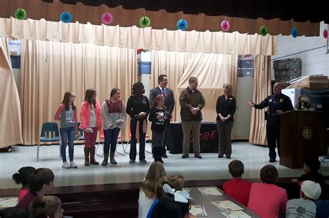 D.A.R.E. graduation held at Springdale Elementary - WestMetroNews