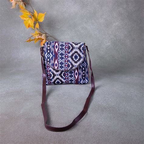 Regular Slings Blue with Maroon Colour Round Flap Design. – lakshya bags