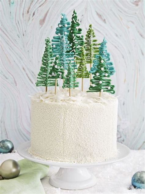 Christmas Tree theme Cake in Trivandrum (1.5 kg) - CakeStudio