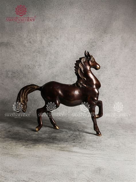 BRASS RUNNING HORSE – Swethamber Arts