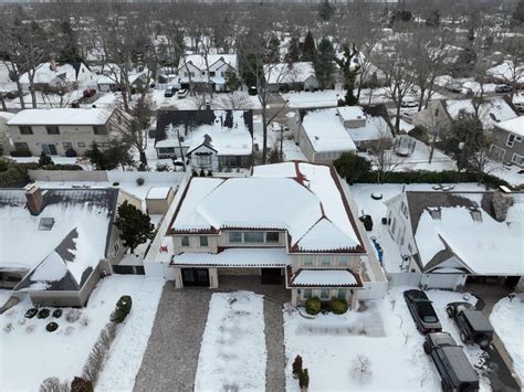 18 Helene Ave, Merrick, NY 11566 | Homes.com