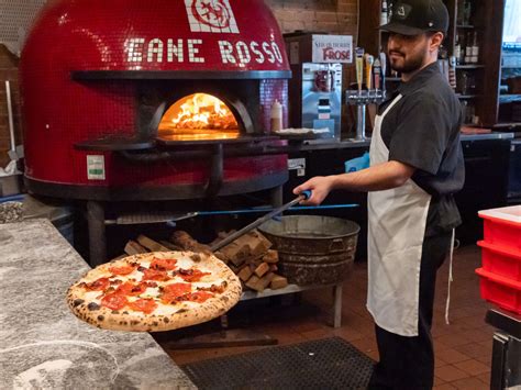 The Dallas Link & Dine Restaurants - Dallas - The Infatuation