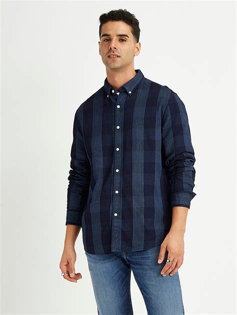Men's Checkered Spread Collar Shirt – Levis India Store