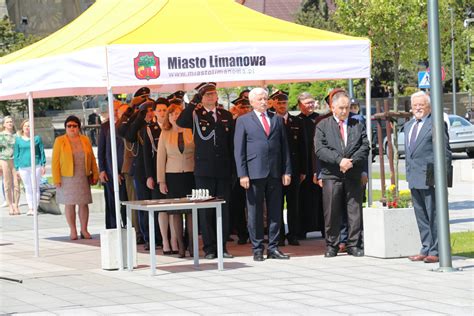 Obchody Dnia Strażaka z miejskimi odznaczeniami - Limanowa.in
