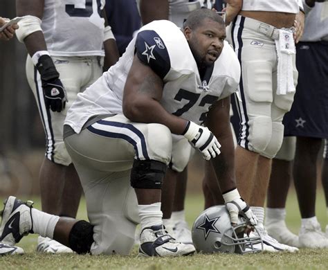 Larry Allen, a Hall of Fame offensive lineman for the Dallas Cowboys ...