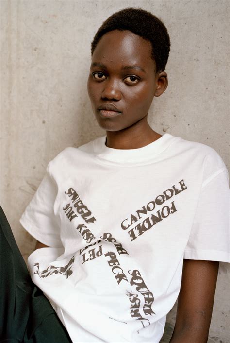 McCartney A to Z Manifesto: Exclusive artist t-shirts | Stella McCartney KR