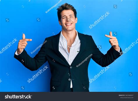 Cucasian Man Business Suit 的图像结果