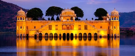 Yash Travel Holidays | Best Travel Agency in Ahmedabad