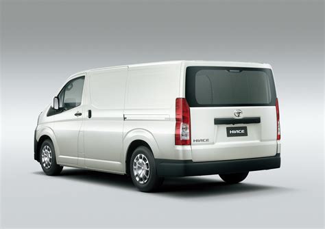 New Toyota HiAce Introduced In the Philippines - autoevolution