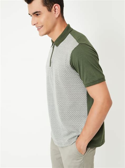 Buy Men Colourblock Zip Polo T-shirt Online at just Rs. 799.0 ...