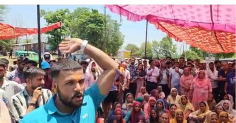 Chemist found dead with throat slit in J&K's Hiranagar; massive ...