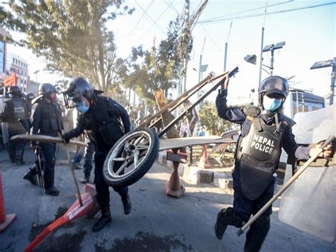 Himalayan Unrest In Nepal Adds To India’s Regional Headaches - BW ...