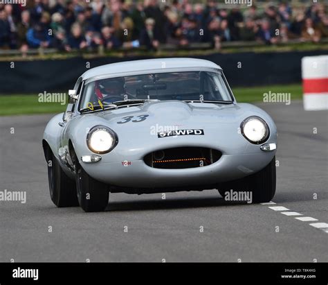 Jon Minshaw, Phil Keen, Jaguar E-Type semi-lightweight, Graham Hill Trophy, Closed cockpit GT ...