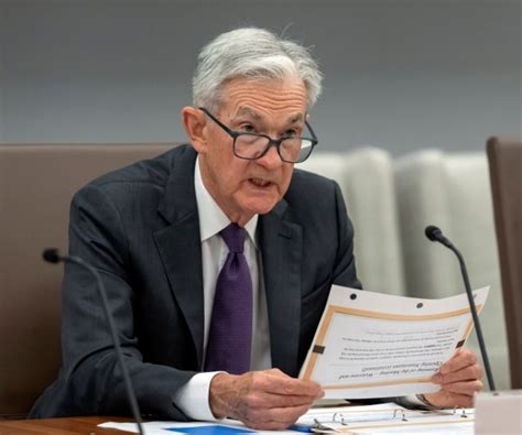 Trump Again Calls on Fed's Powell to Resign Immediately | Newsmax.com