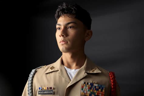 Senior becomes leader through NJROTC – Creek Compass