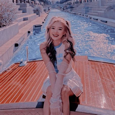 Hello evreone im kikakim its me fan kikakim im not black pink and bts ...