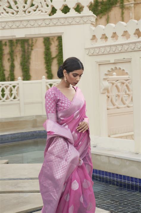 Elora Flamintgo Pink Pure Soft Linen Woven Weaving Designer Saree For ...