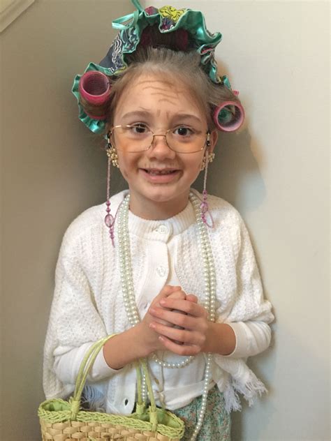 100 days of school DIY old person costume | Old lady costume, Kids old ...