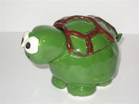 Mrs. Wille's Art Room: Ceramic animal pinch pots