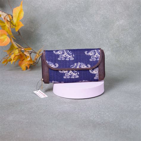 Handmade Wallets - Dual Zip Blue Flower Design – lakshya bags