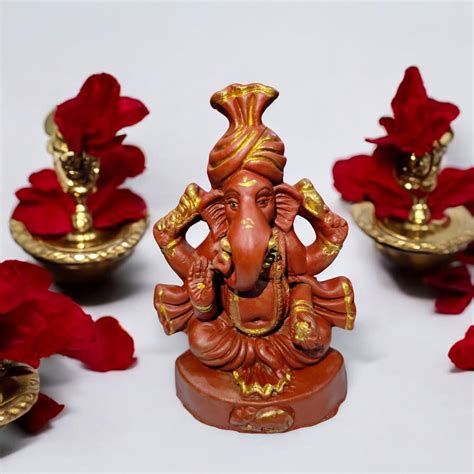 Eco Friendly Ganesh Ji (Terracota finish) – TATTVA