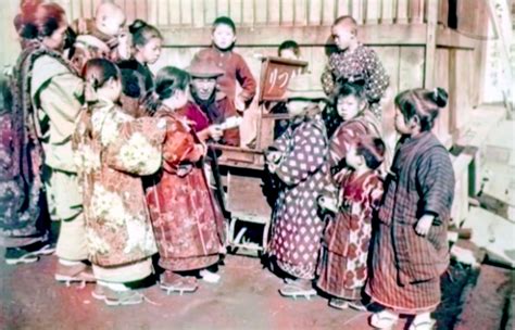 A Look at Japan 100 Years Ago - See How Ordinary People Lived Through ...