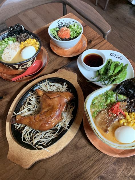 Sky Deck Restaurants & Bars: Where To Eat