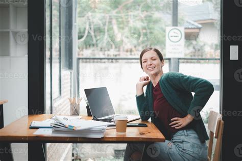 Overworked Female 的图像结果