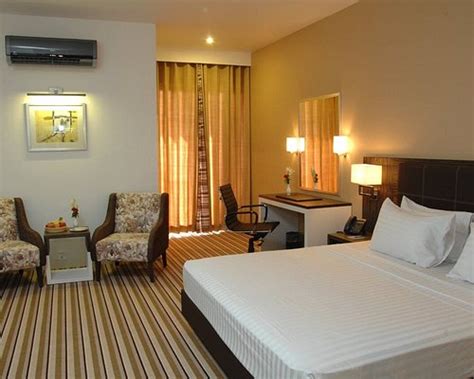 WEST INN HOTEL FAISALABAD - Hostel Reviews, Photos, Rate Comparison ...