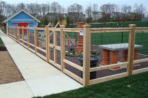 10+ Wood And Wire Fence Designs