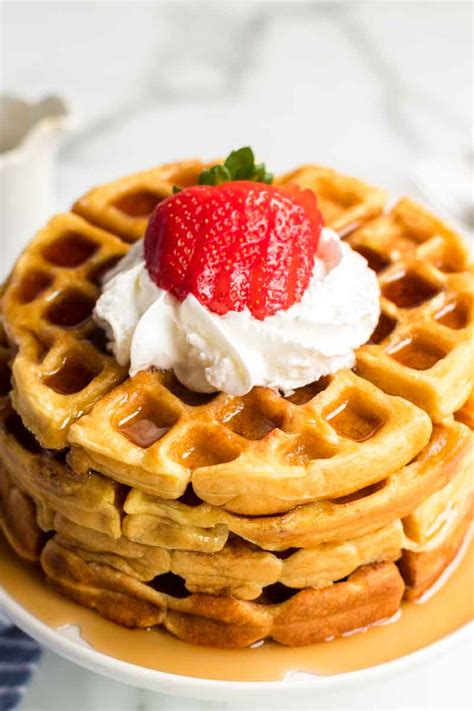 Fluffy and Perfect Homemade Waffles - BLOGPAPI