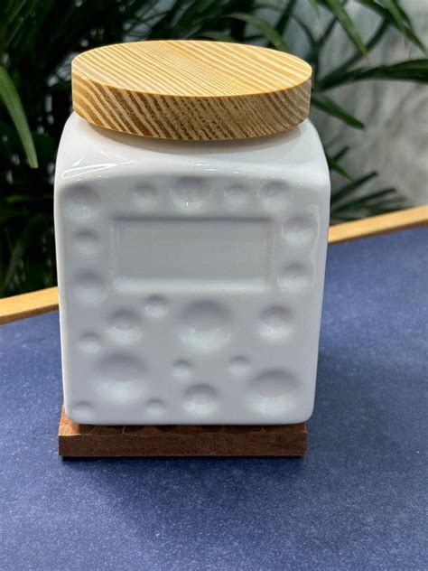 White Square Pastel Air-tight Jar – House of Ceramics