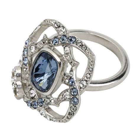 『设计』5枚风格独特的订婚戒指 | iDaily Jewelry · 每日珠宝杂志