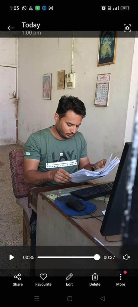 Unauthorized persons are running the administration in Valsad RTO ...