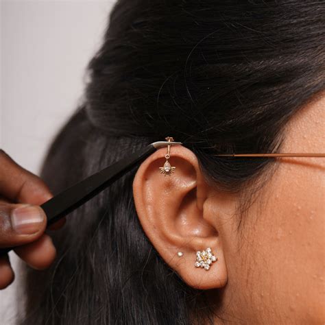 Buy Bugadi Collection in Diamonds, Moissanite & Rubies | Vai Ra
