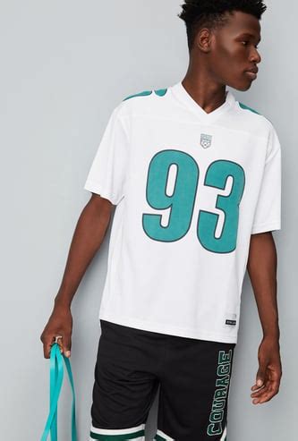 Shop Sports T-shirts for Men Online in India | Max Fashion