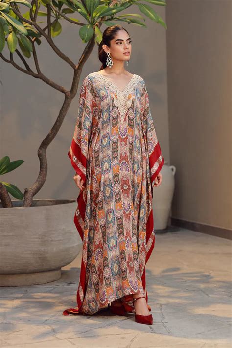 Shamsha Hashwani | Nainpreet - The Collective