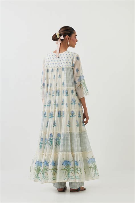 Off white hand block printed multi-tiered kurta set with quilted yoke ...