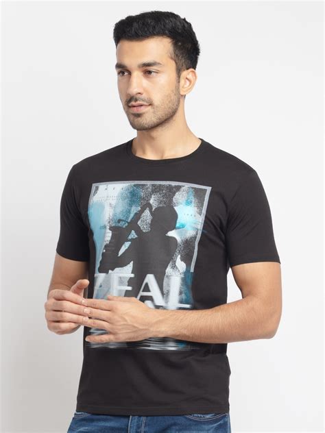 Buy Men's Regular Fit Round Neck Printed T-shirt | Status Quo