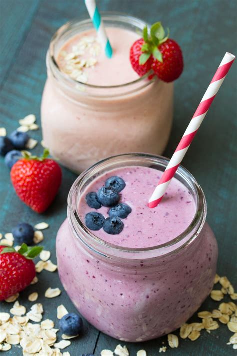 Best 15 Healthy Breakfast Smoothies – Easy Recipes To Make at Home
