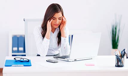 4 Work Pressure Management in office Tips for Leaders