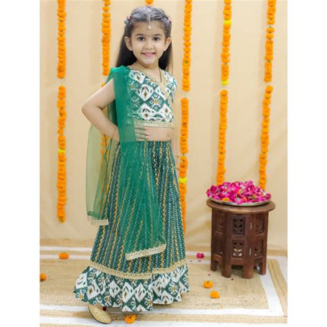 Junitos Kids Apparel: Trendy Ethnic and Casual Wear for Children.